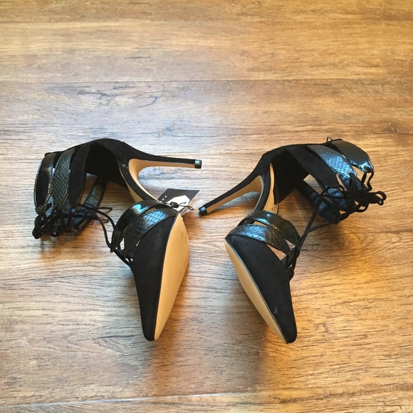 ZARA  Leather High Heel Sandals:Black, US 8/EUR 39 - Picture 4 of 6